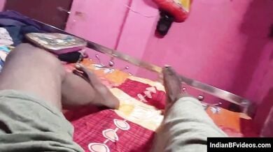 कोलकाता की हॉउसवाइफ चुदी पति का काला लंड चूसके