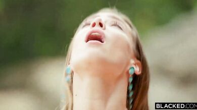 समुन्दर किनारे ब्लैक मैन और गोरी बेब ने किया हॉट सेक्स!