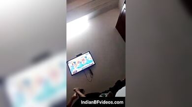 क्यूट गर्लफ्रेंड को चूसाया बडा लंड ओयो रूम के अंदर