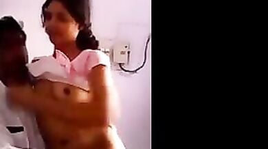 देसी लडकी की ऐसी खुबसुरत, चिकनी, गांड देखी ना होगी