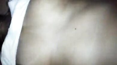 पति के पैरों की उंगलियां और उसका बड़ा लंड चूसती लज्जित बीवी