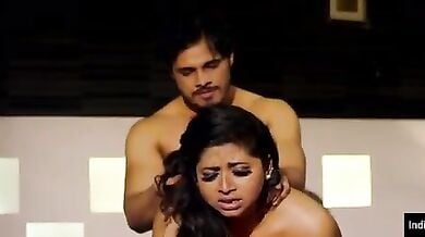 अपने होने वाले दामाद से सास ने किया कामुक सेक्स