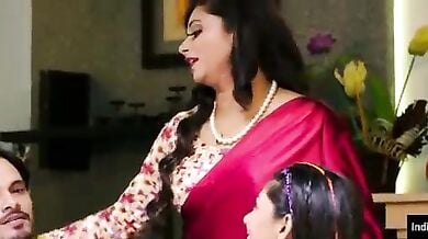 अपने होने वाले दामाद से सास ने किया कामुक सेक्स
