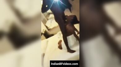 बडा लंड चूसने का मजा लेती तमिल भाभी