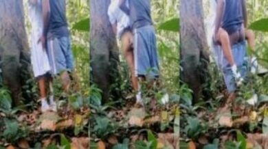 कॉलेज से गर्लफ्रेंड को जंगल मे लाके करी उसकी खड़े खड़े चुदाई