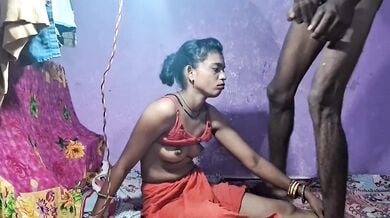 विलेज सेक्सी भाभी को लंड चूसा भाभी के मुँह पे झाड़ा माल