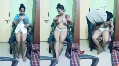 कुर्सी पे गर्लफ्रेंड को बिठा चूसे उसके बडे चूचियाँ