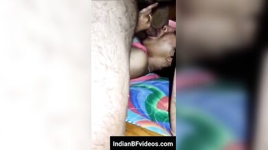 पति ने अपनी पत्नी के मुँह को चोदा