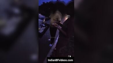 भेलपुरी वाले के साथ देसी हॉउसवाइफ का साहसिक हिंदी सेक्स