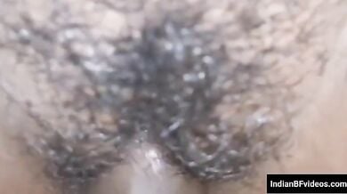 बूब्स दबाते लंड चूसा चोदी भाभी की झाँटो वाली चुत