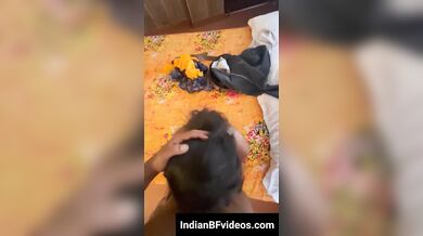 मल्लू लड़की चूस रही है अपने बॉयफ्रेंड का लम्बा लंड