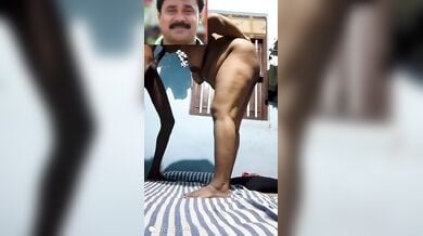 मोटी गांड वाली मल्लू ऑन्टी अंकल के लंड को चूस कुतिया बन चुदी