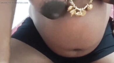 प्रेग्नेंट साउथ इंडियन बीवी की चूत चाटी