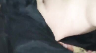 ट्रिम की हुई चूत चुदकर हुई गीली