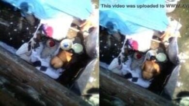 छत के ऊपर से बड़ी गांड वाली पड़ोसन को नंगी नहाते हुए देखा