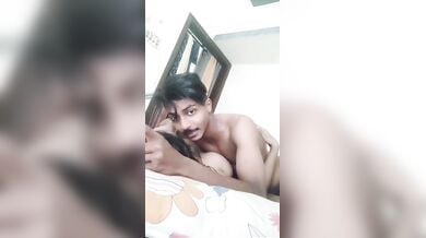मल्लू लवर्स ने किया हॉट रोमांस हॉस्टल रूम के अंदर