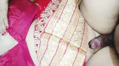 सुहागरात मे किया पति ने किया मजेदार चुदाई