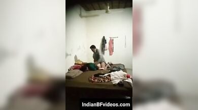 मुस्लिम औरत ने अपने पती के बडे भाई से गांड मरवाई