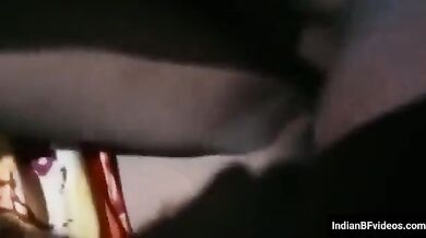 गाँव मे रहने वाले पति पत्नी ने लिया रातमे चुदाई का मजा