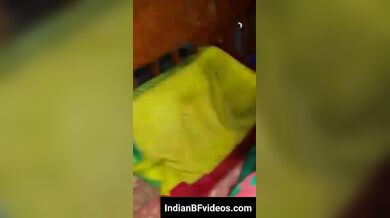 गाँव की लड़की की चुत को चोदा झड़ने के बाद भी