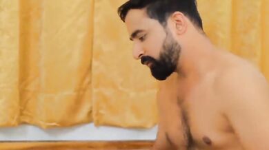 न्यूली मैरिड इंडियन कपल की हॉट प्रणय क्रीड़ा