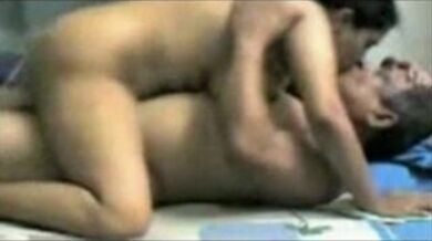 बंगाली ससुर बहू ने टीवी न्यूज़ देखते हुए की चुदाई