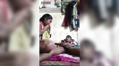 देवर ने की भाभी की चूत में उंगली, भाभी ने मुंह में लिया उसका लौड़ा