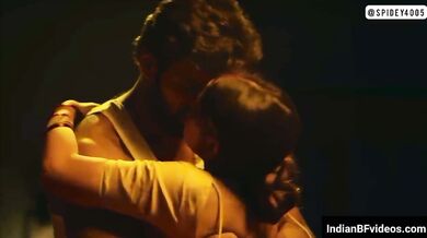 पति को हटाकर दोस्त ने किया उसकी बीवी से रोमांस