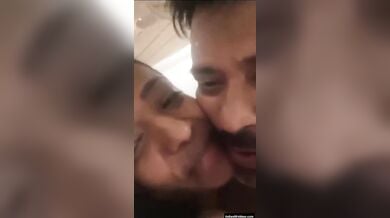 देसी अंकल ऑन्टी की होममेड चुदाई वीडियो