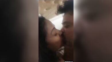 देसी अंकल ऑन्टी की होममेड चुदाई वीडियो