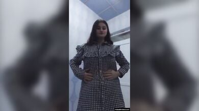 परफेक्ट फिगर वाली पाकिस्तानी हॉट लड़की