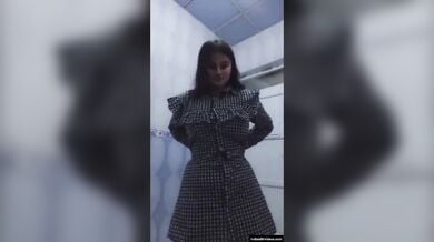 परफेक्ट फिगर वाली पाकिस्तानी हॉट लड़की