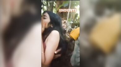 19 साल के पड़ोसी लवर्स ने बनाया अपना सेक्स एमएमएस