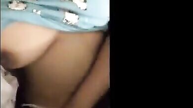 वीडियो कॉल पर कॉलेज वाले लवर्स ने किया साथ में हस्तमैथुन