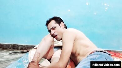 पति पत्नी ने मिलकर बनाया अपनी चुदाई का पोर्न वीडियो