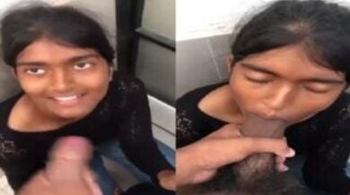 कॉलेज गर्ल ने चूसा टॉयलेट मे अपने बॉयफ्रेंड का बडा लंड