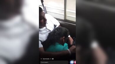 चलती बस मे जवान लड़की ने चूसा अनजान अंकल का लंड