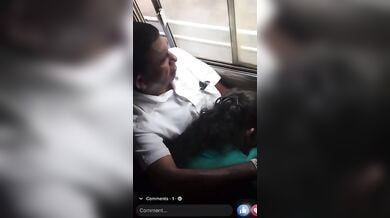 चलती बस मे जवान लड़की ने चूसा अनजान अंकल का लंड