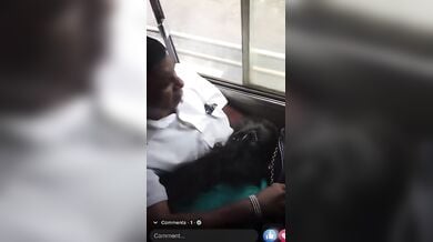 चलती बस मे जवान लड़की ने चूसा अनजान अंकल का लंड