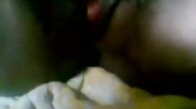 दूध से गचागच भरे पुष्ट, सुडोल स्तनों वाली बीवी ने चोदा लंड