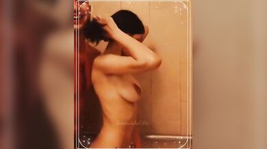 हॉट फिगर इंडियन गर्ल की बाथटब में डौगीस्टाइल चुदाई