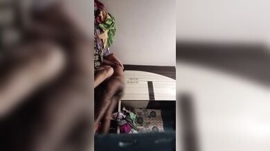 नोटी अंकल आंटी के चोदने की सेक्सी मूवी