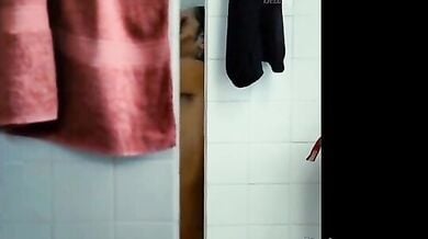 नंगी नहाती 4 इंडियन लड़कियों का सेक्सी कंपाइलेशन पोर्न