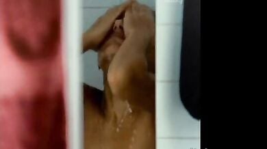 नंगी नहाती 4 इंडियन लड़कियों का सेक्सी कंपाइलेशन पोर्न