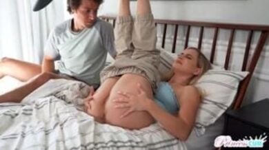 भाई की हस्तमैथुन की आदत छुड़ाने के लिए खुद चुद बैठी स्टेप सिस्टर