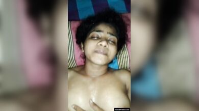 हॉट सेक्सी लड़की की गांड चुदाई बडे लंड से