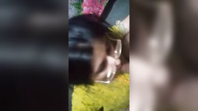 क्यूट चश्मिश दीदी ने बॉयफ्रेंड का लंड चूसकर दिया बुब फकिंग का मजा