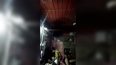 गाँव की हॉट मामी ने लंड डलवाया सूखी बुर में