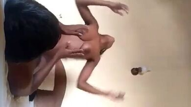 सेक्सी तमिल कॉलेज गर्ल की बुर चुदाई फ्लेट पर