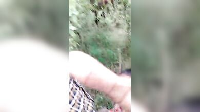 देसी लड़की को लंड मुहं में दे के ब्लोव्जोब एमएमएस बनाया